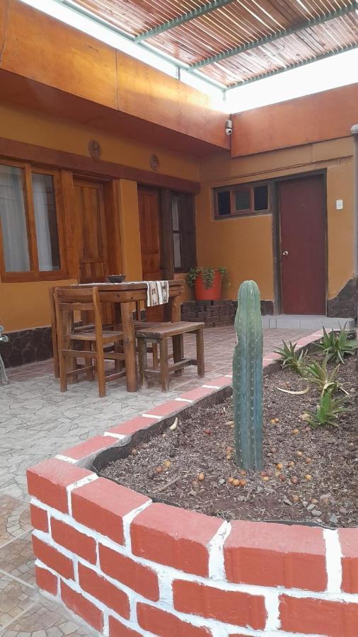 סן פדרו דה אטקאמה Hostal Nuevo Amanecer מראה חיצוני תמונה