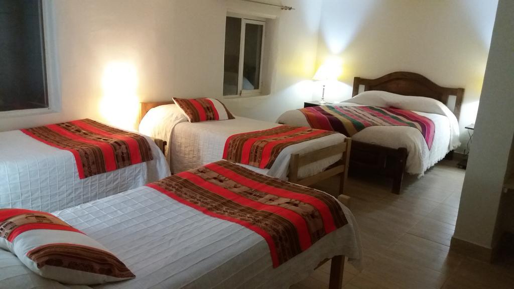 סן פדרו דה אטקאמה Hostal Nuevo Amanecer מראה חיצוני תמונה