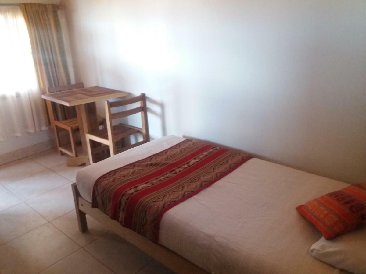סן פדרו דה אטקאמה Hostal Nuevo Amanecer מראה חיצוני תמונה