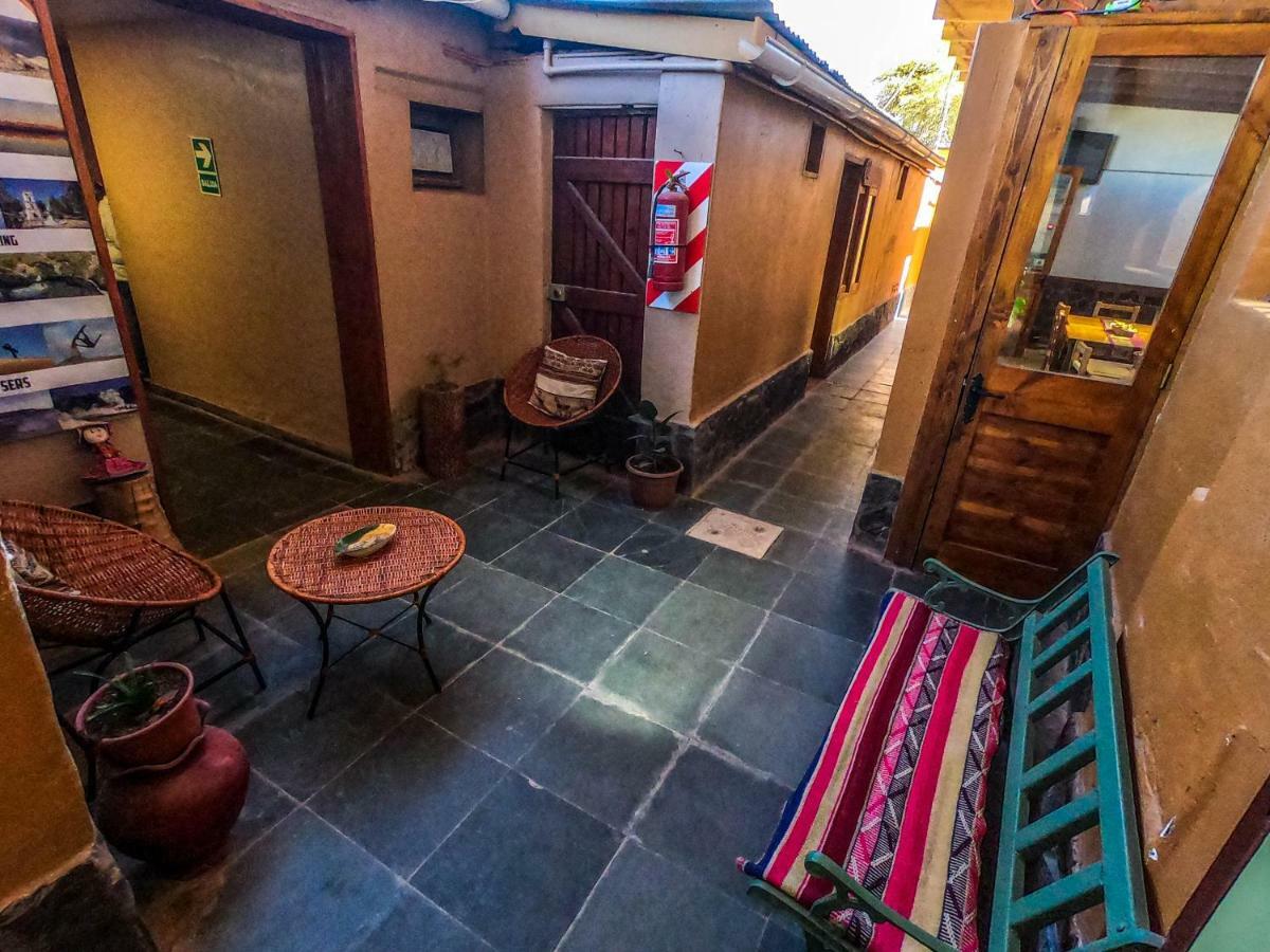 סן פדרו דה אטקאמה Hostal Nuevo Amanecer מראה חיצוני תמונה